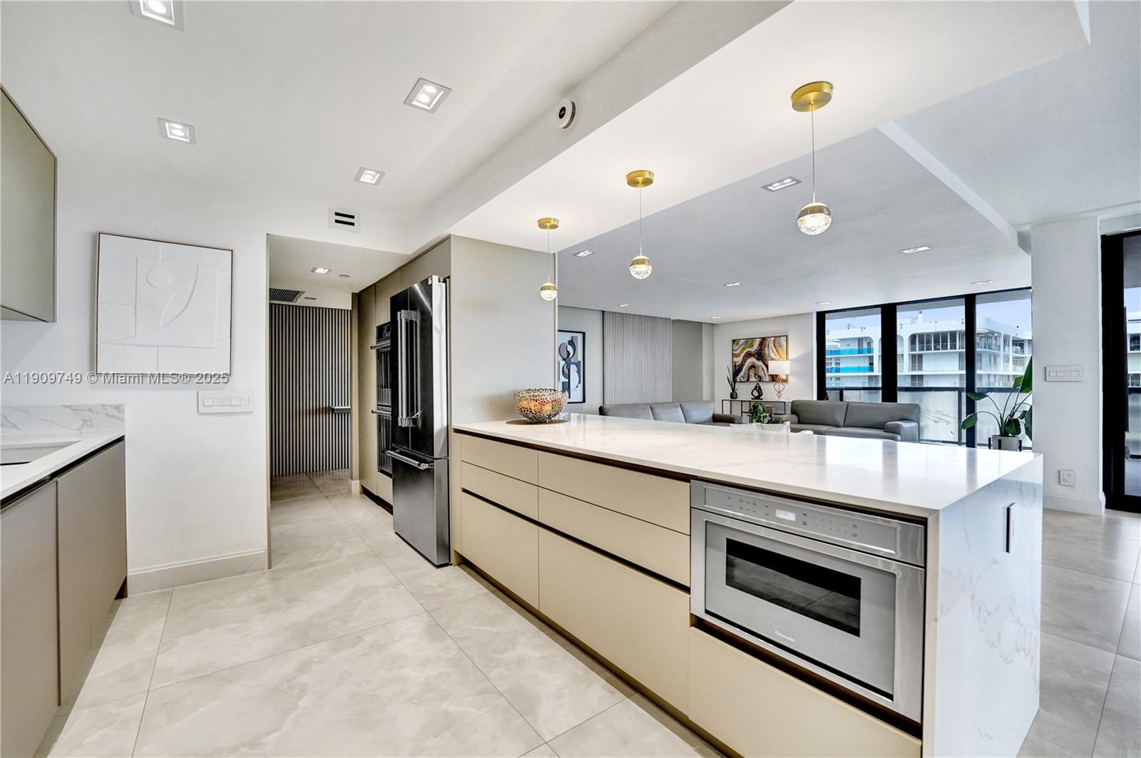 19667 Turnberry Way # 27J