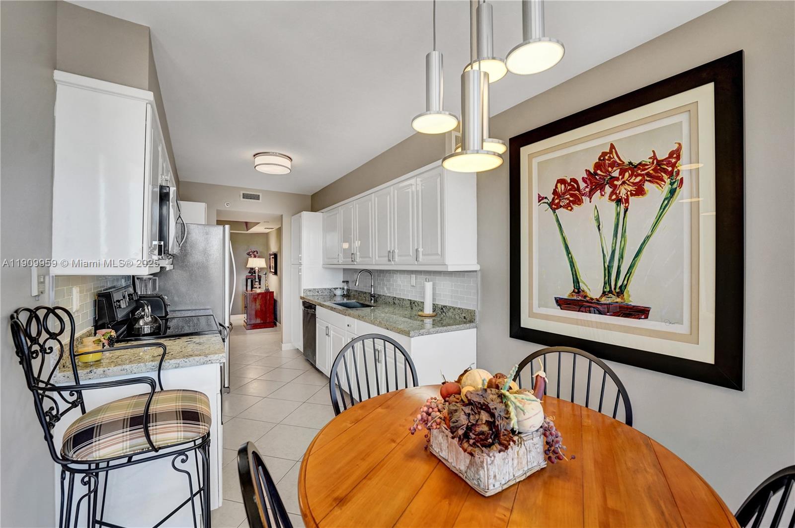 3600 Yacht Club Dr # 904