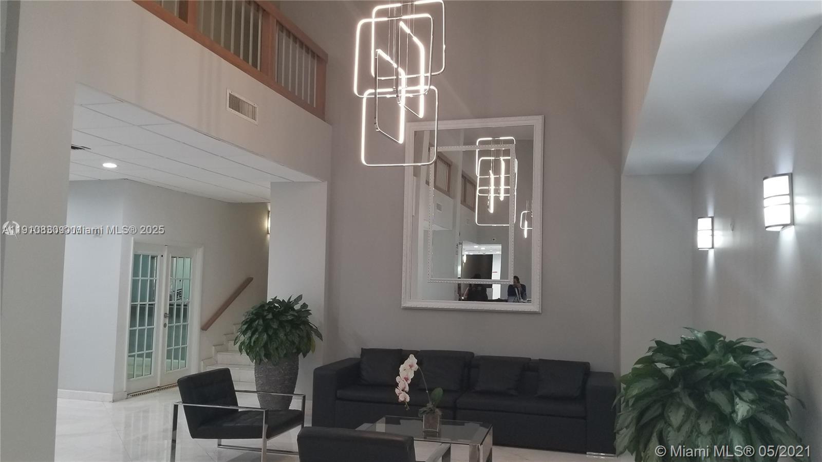 2780 NE 183rd St # 608