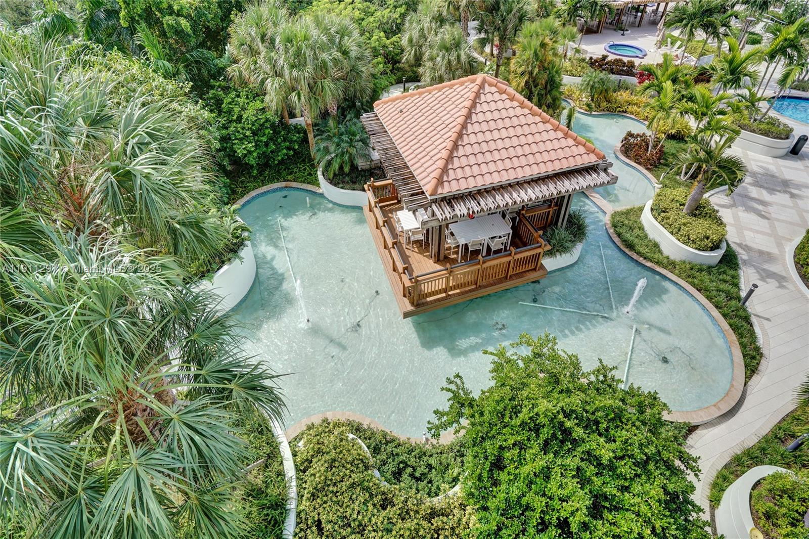 20281 E Country Club Dr # 511