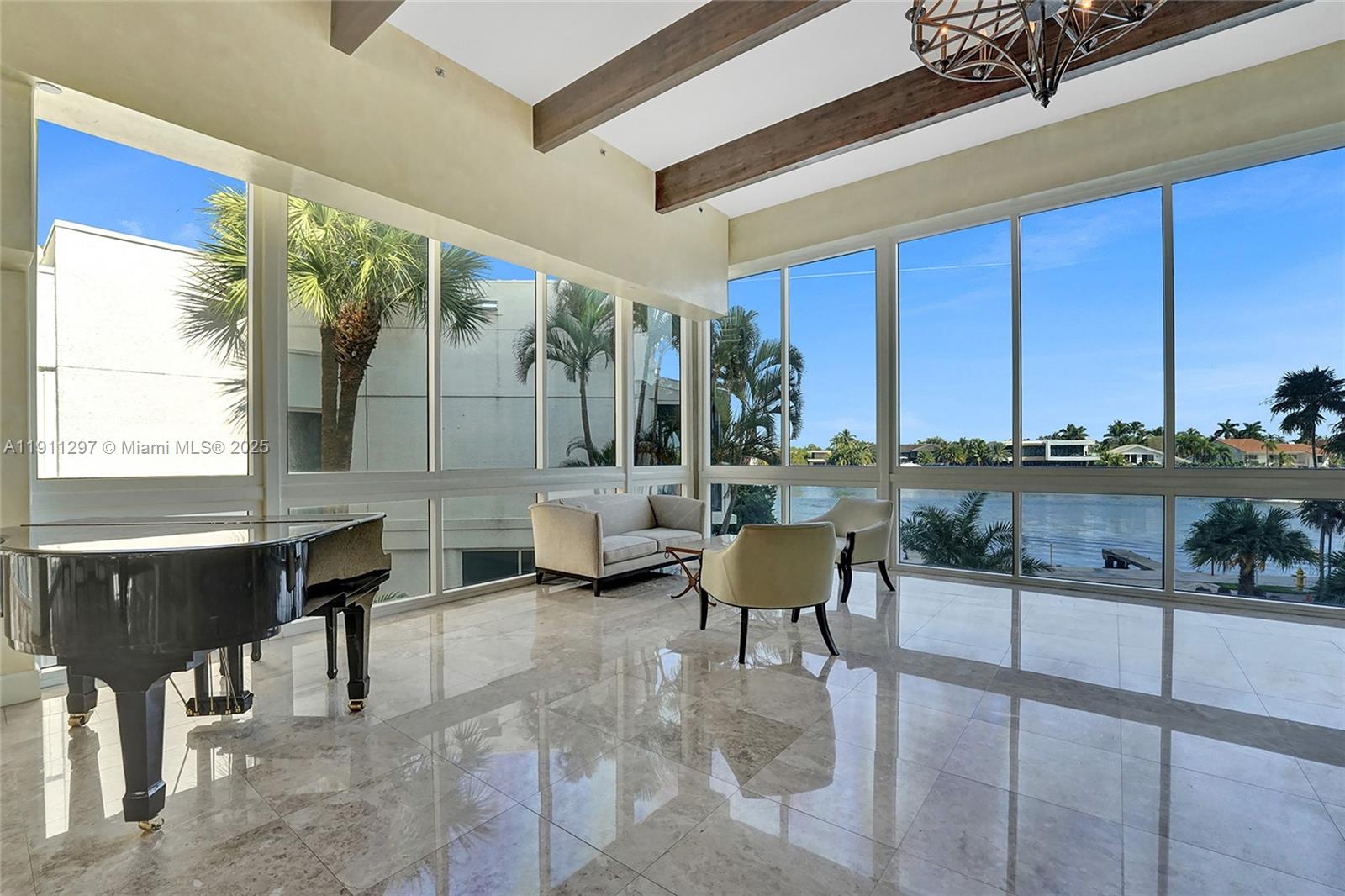 20281 E Country Club Dr # 511