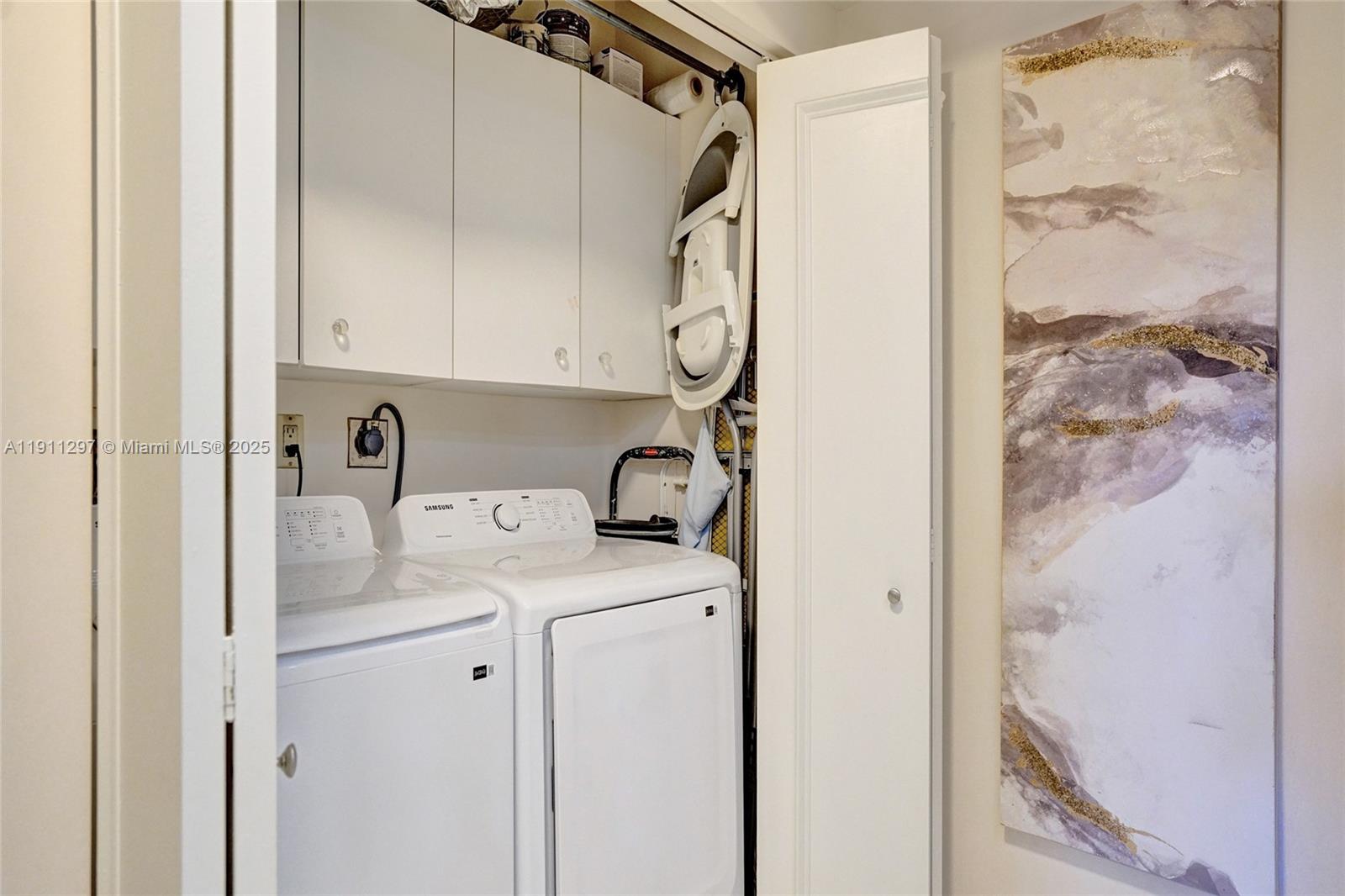 20281 E Country Club Dr # 511