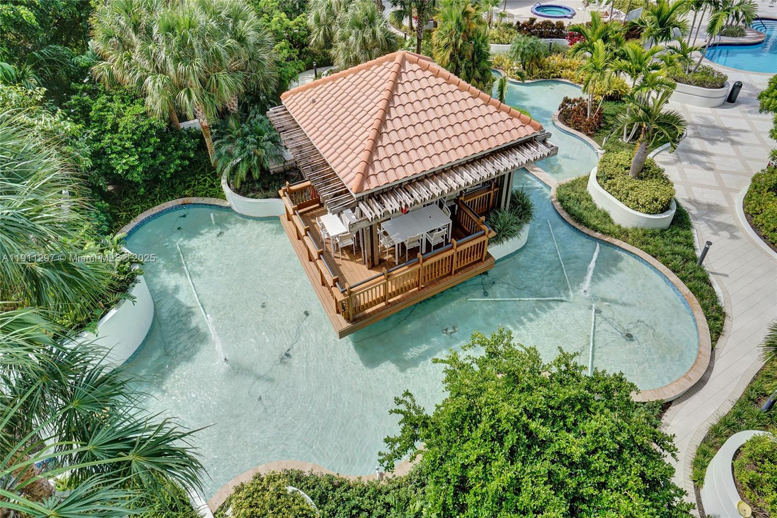 20281 E Country Club Dr # 511