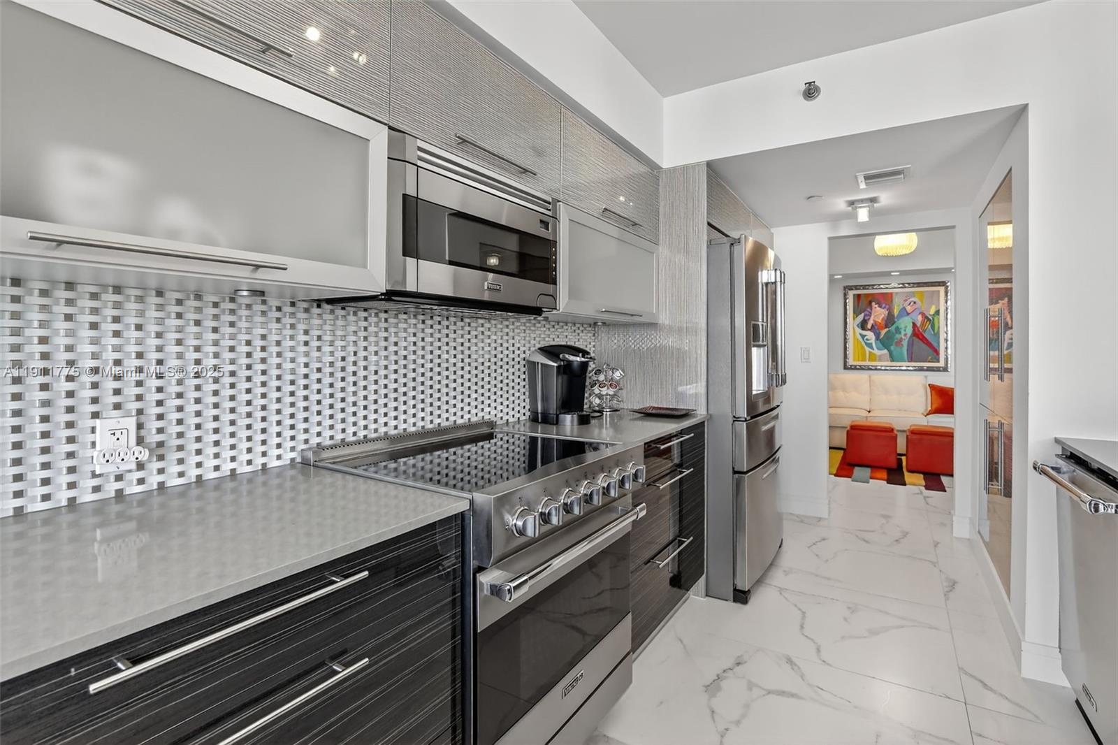 20281 E Country Club Dr # 1704