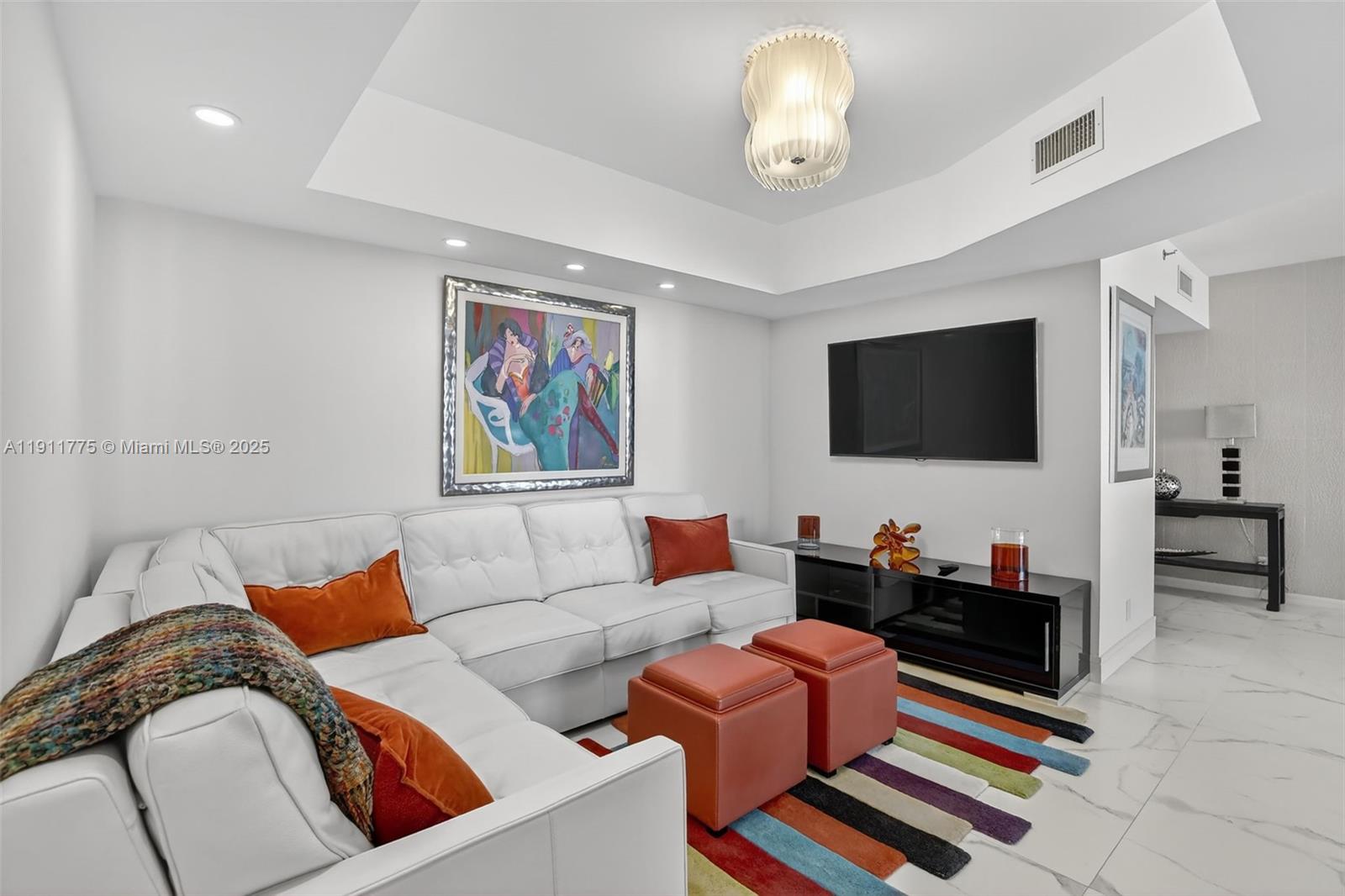 20281 E Country Club Dr # 1704