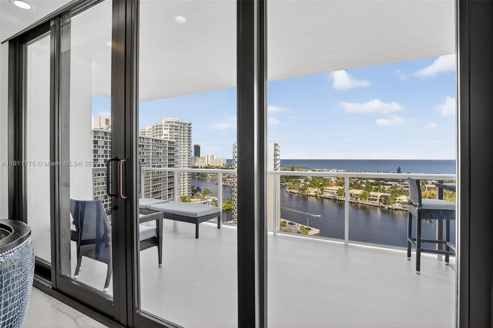 20281 E Country Club Dr # 1704