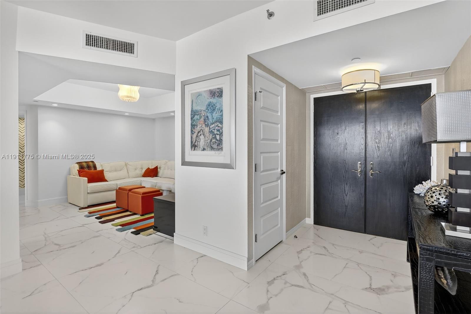 20281 E Country Club Dr # 1704