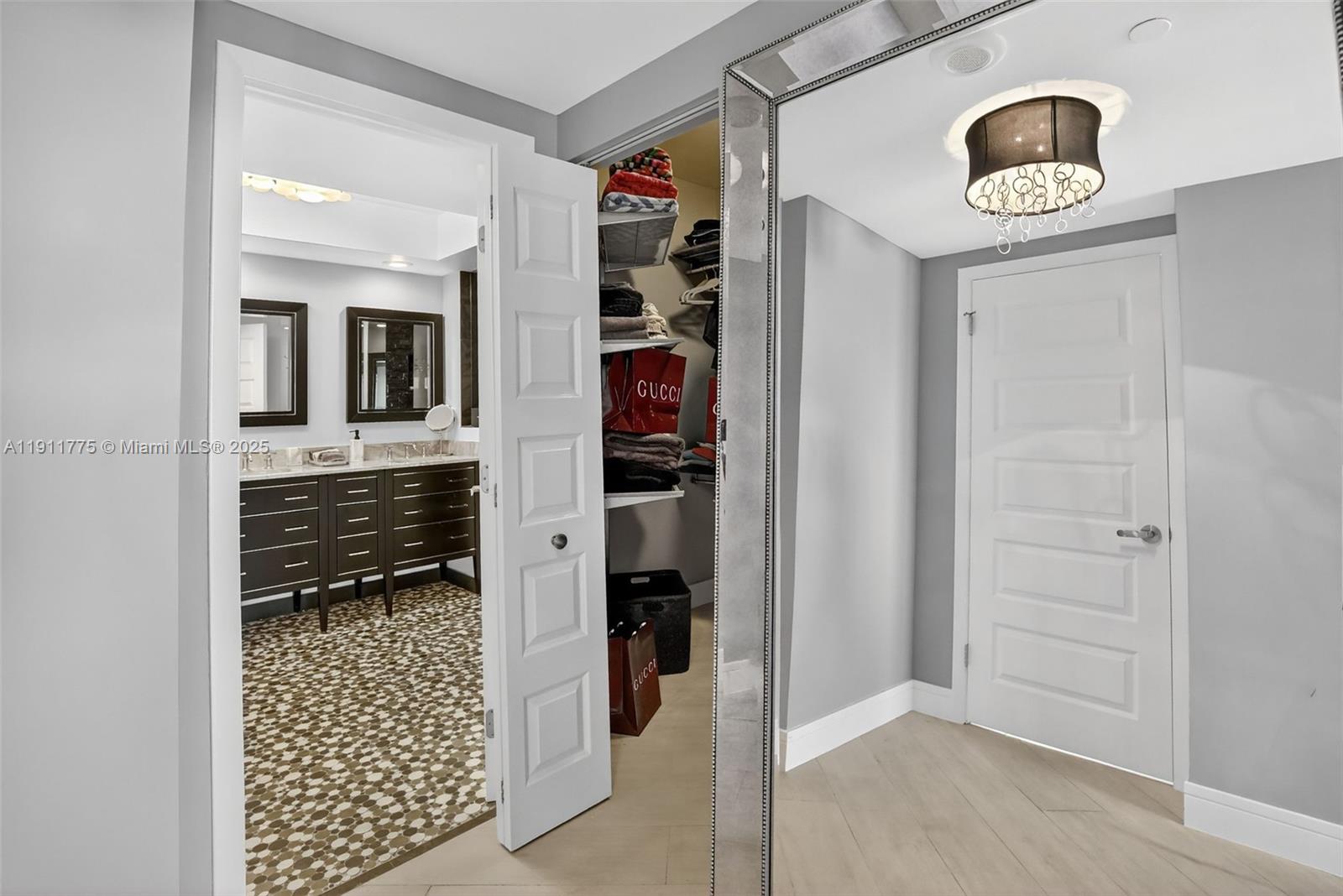 20281 E Country Club Dr # 1704