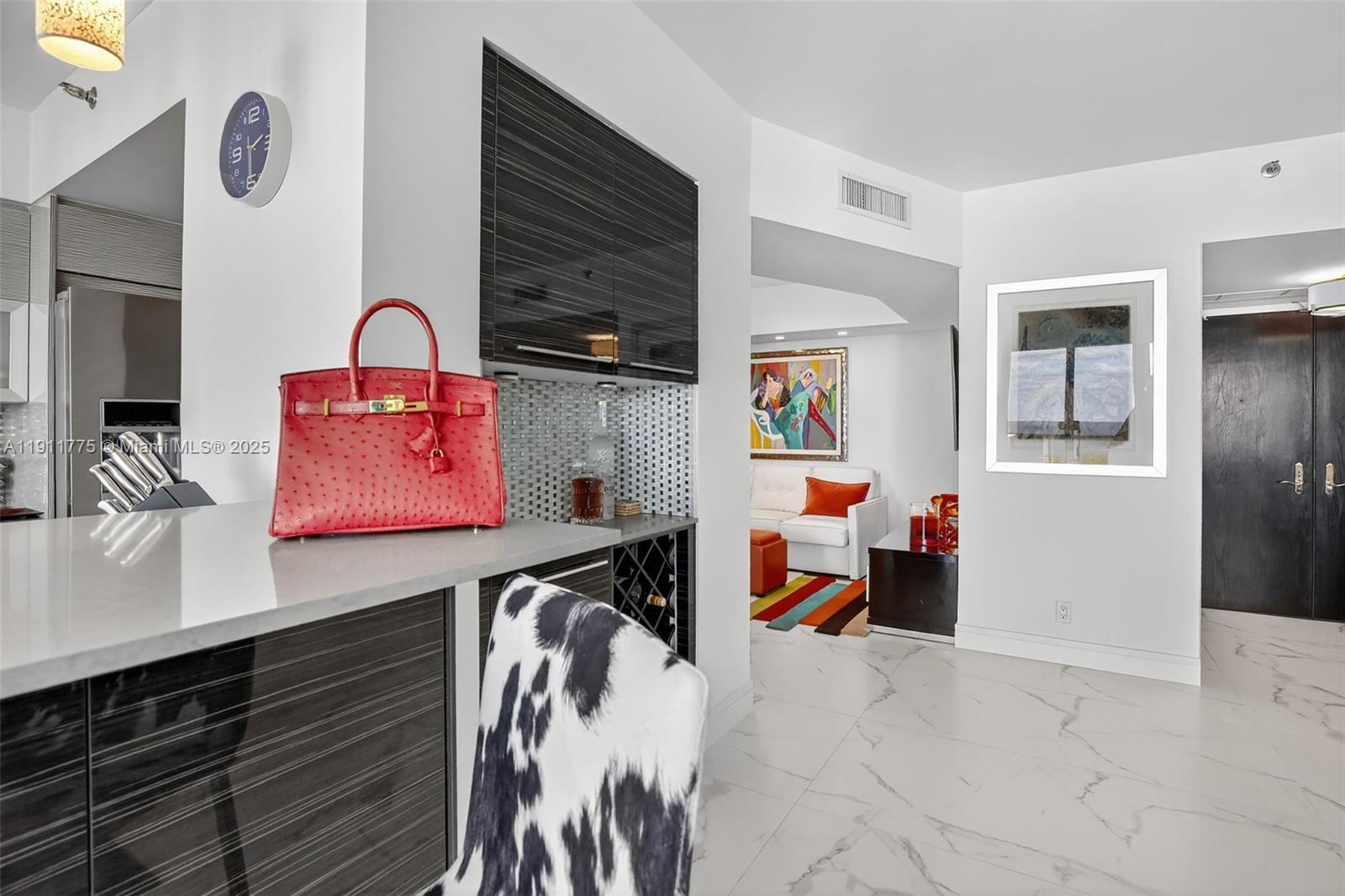 20281 E Country Club Dr # 1704