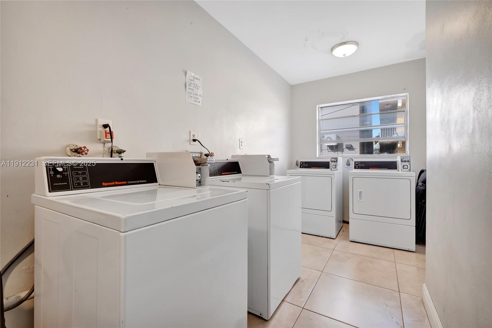 1943 Monroe St # 310D