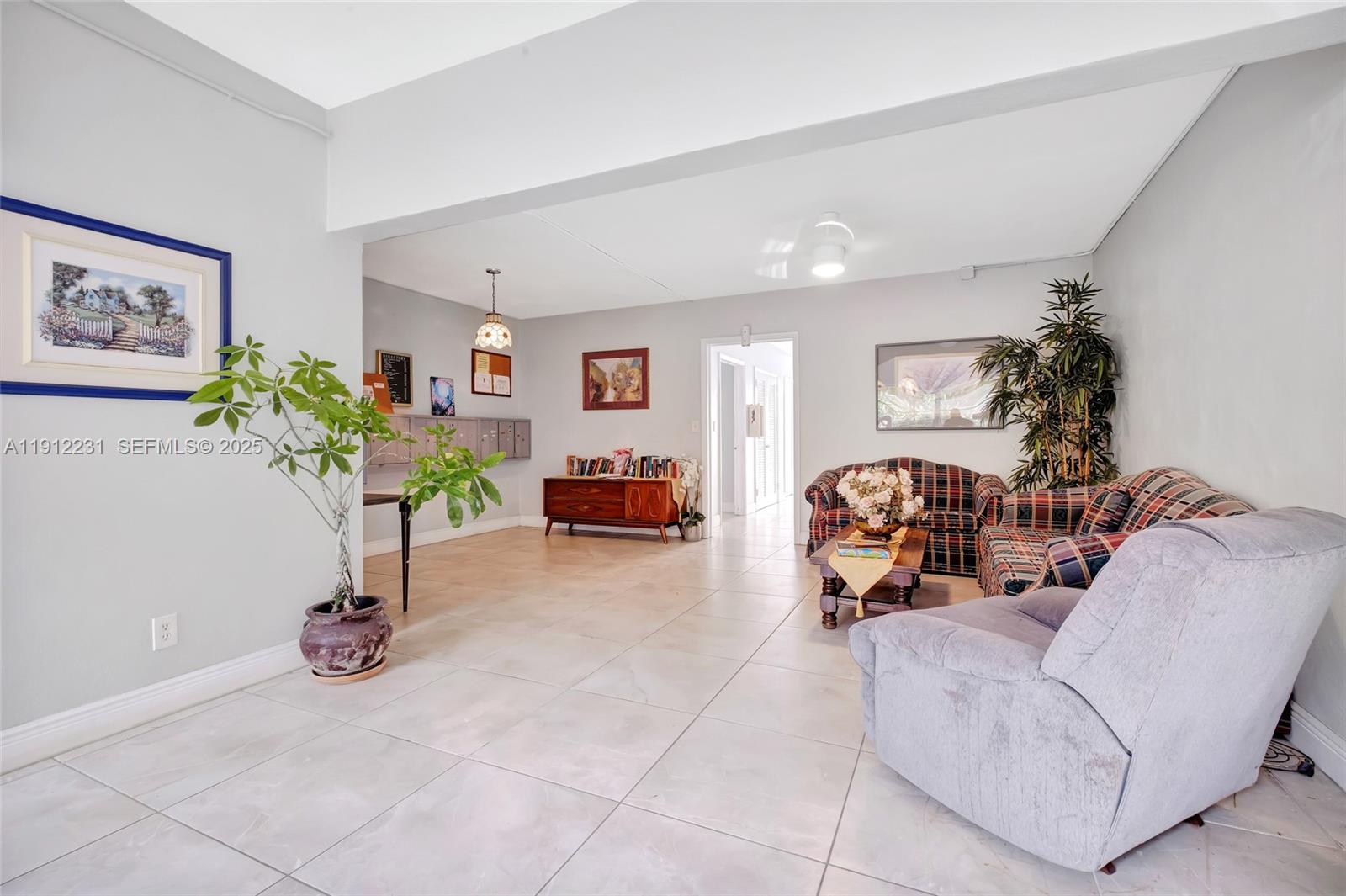 1943 Monroe St # 310D