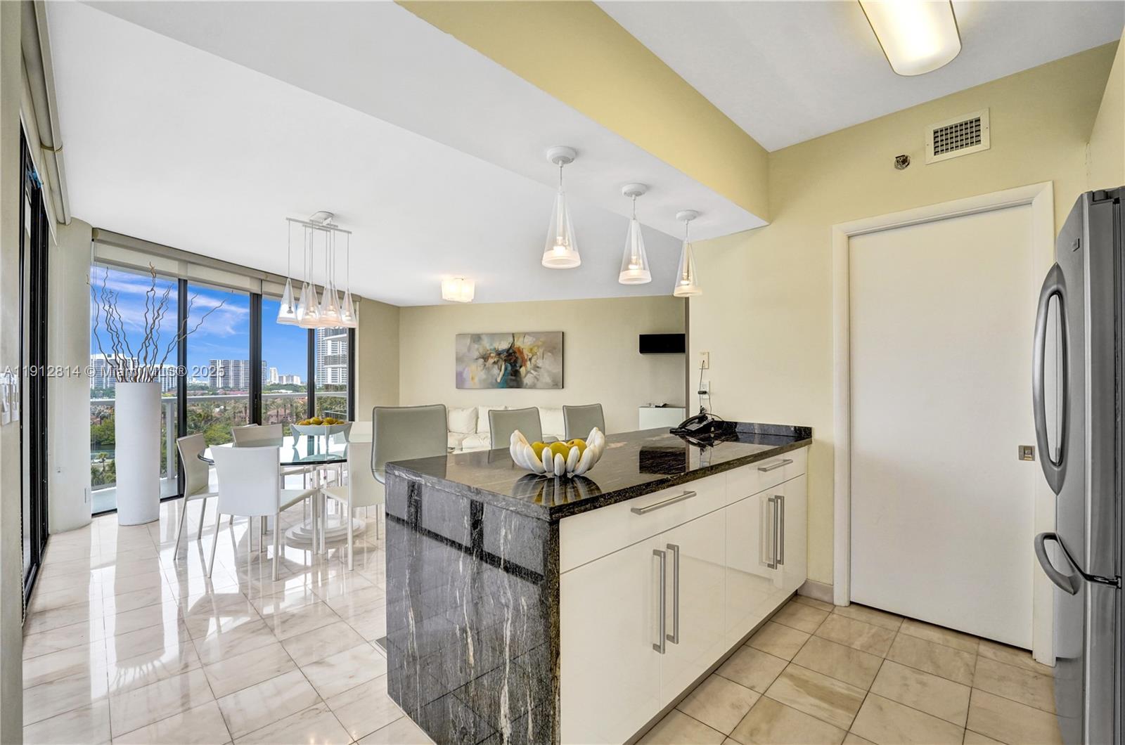 20281 E Country Club Dr # 607