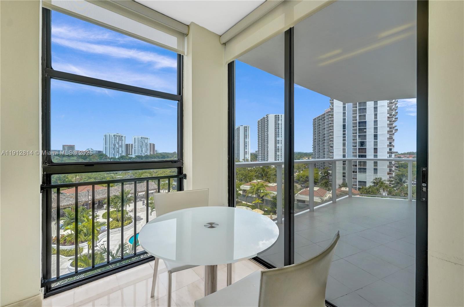 20281 E Country Club Dr # 607