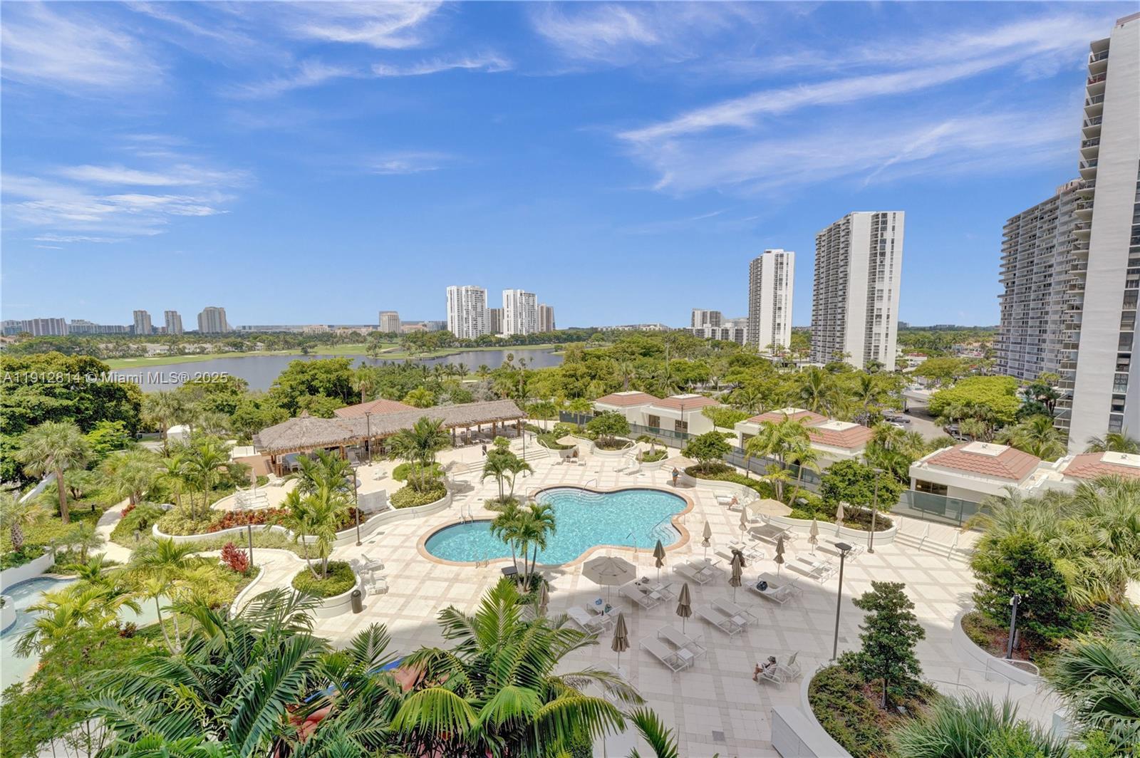 20281 E Country Club Dr # 607