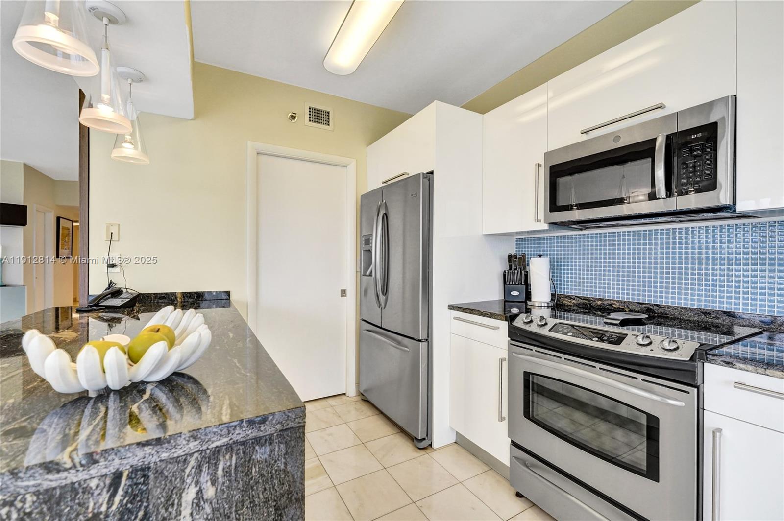 20281 E Country Club Dr # 607