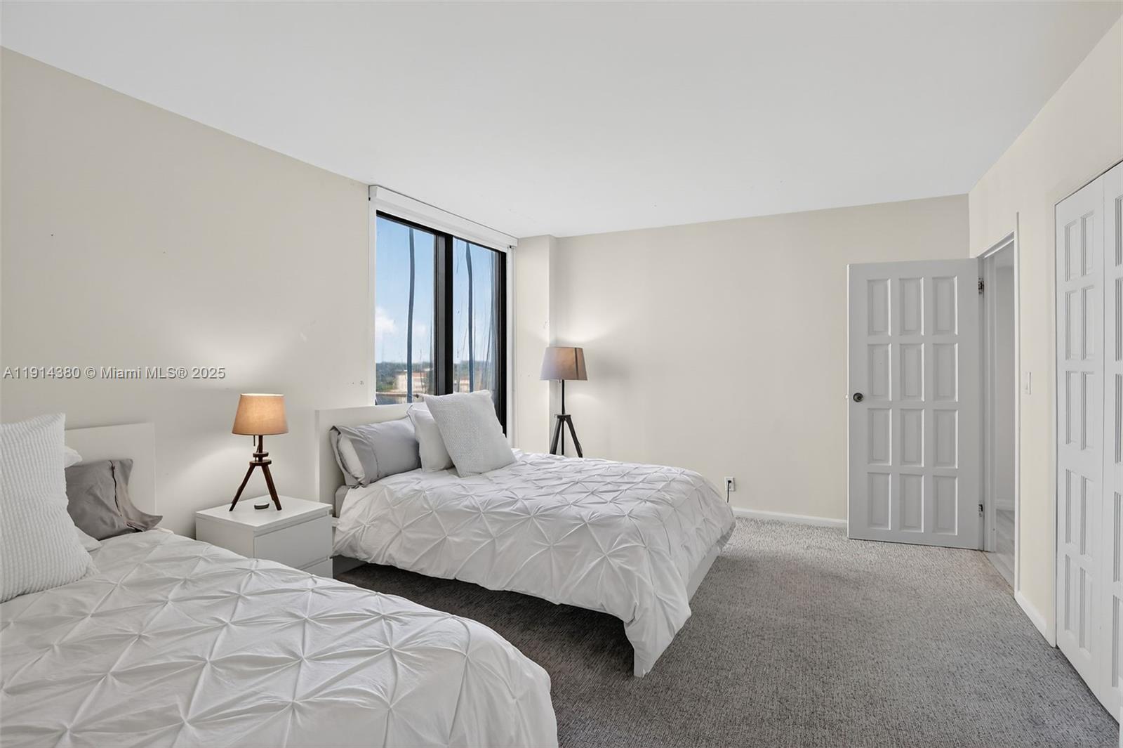 19667 Turnberry Way # 5J