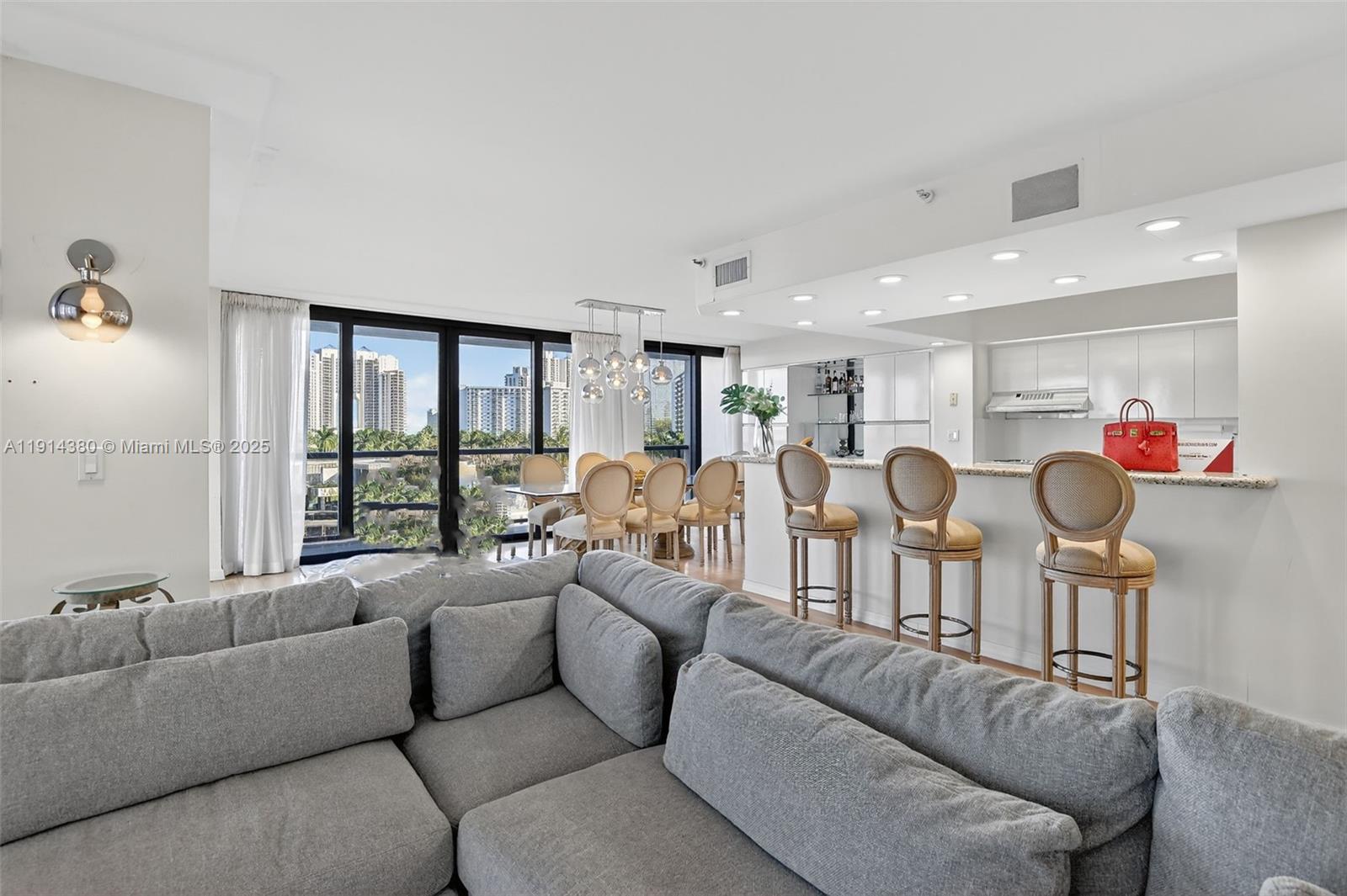 19667 Turnberry Way # 5J