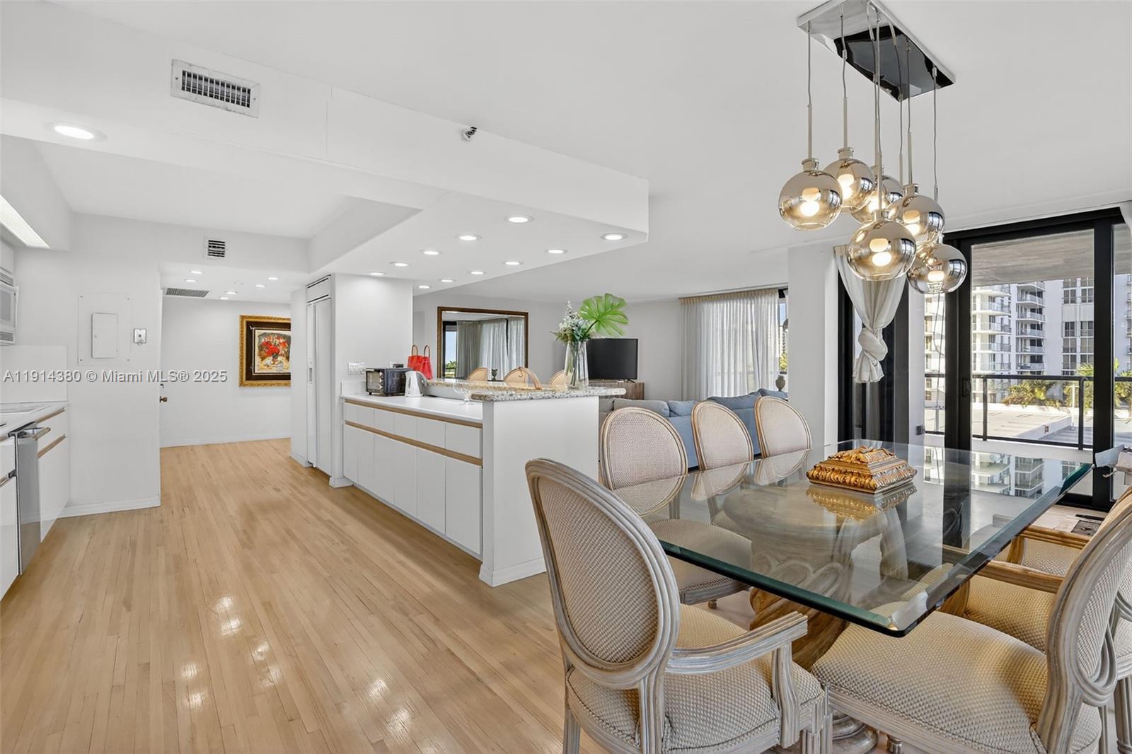 19667 Turnberry Way # 5J