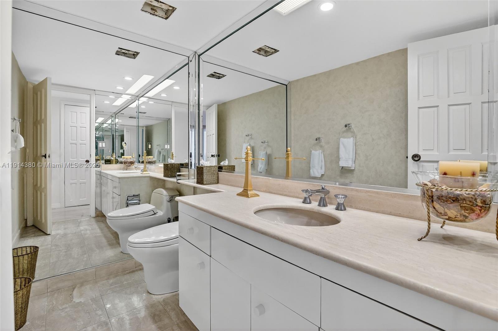 19667 Turnberry Way # 5J