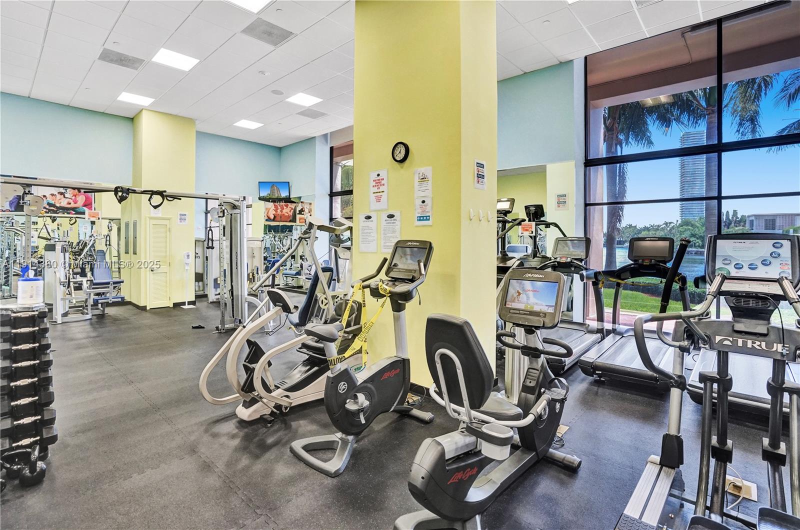 19667 Turnberry Way # 5J