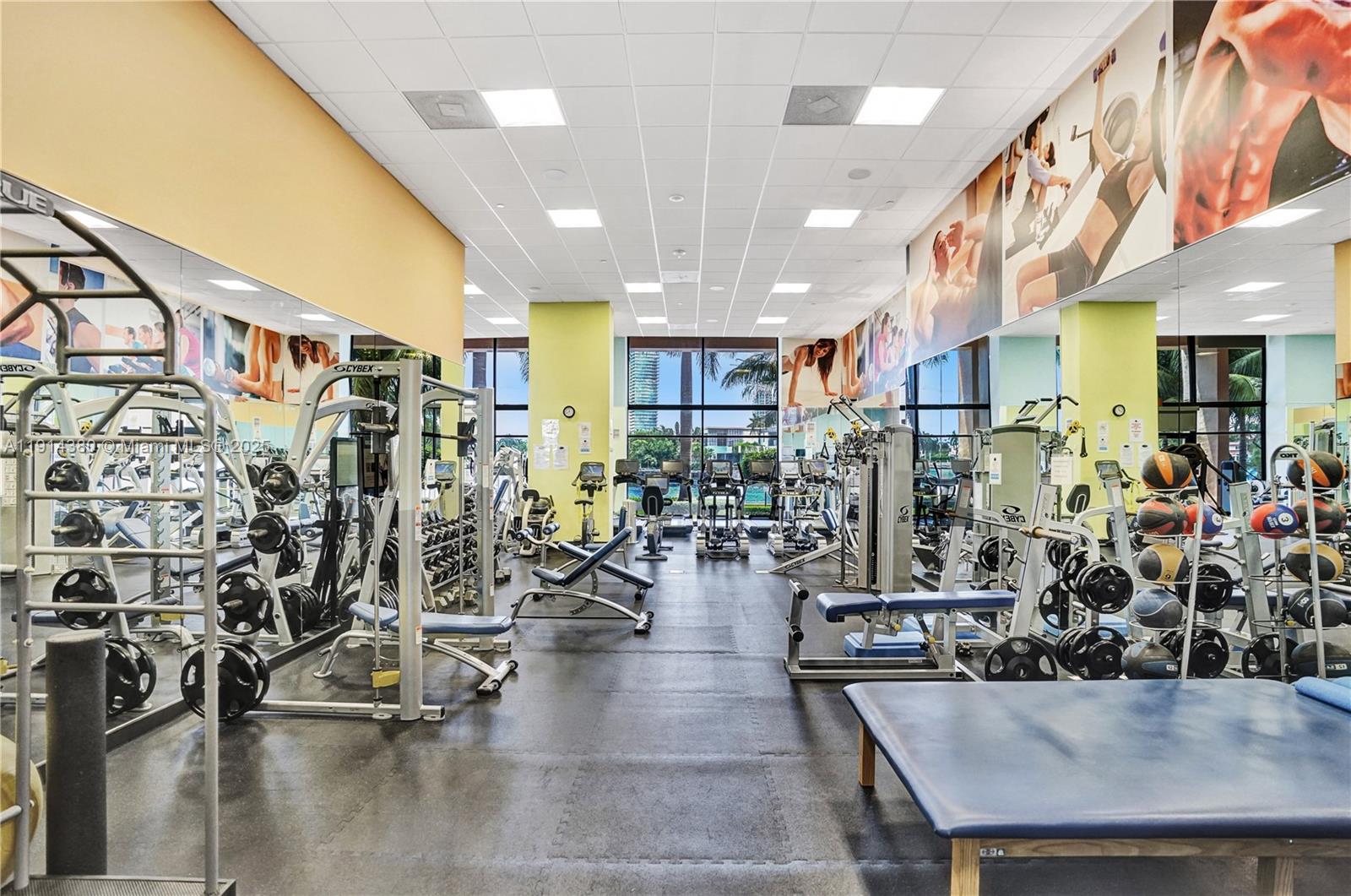 19667 Turnberry Way # 5J