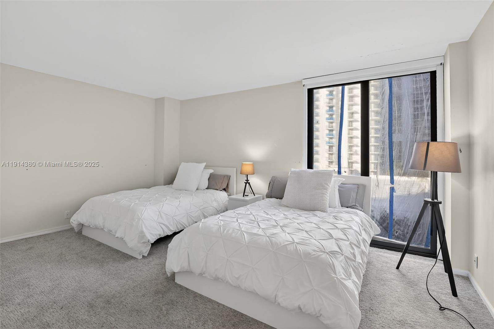 19667 Turnberry Way # 5J