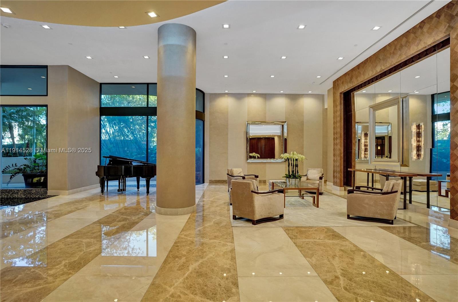 19667 Turnberry Way # 7B