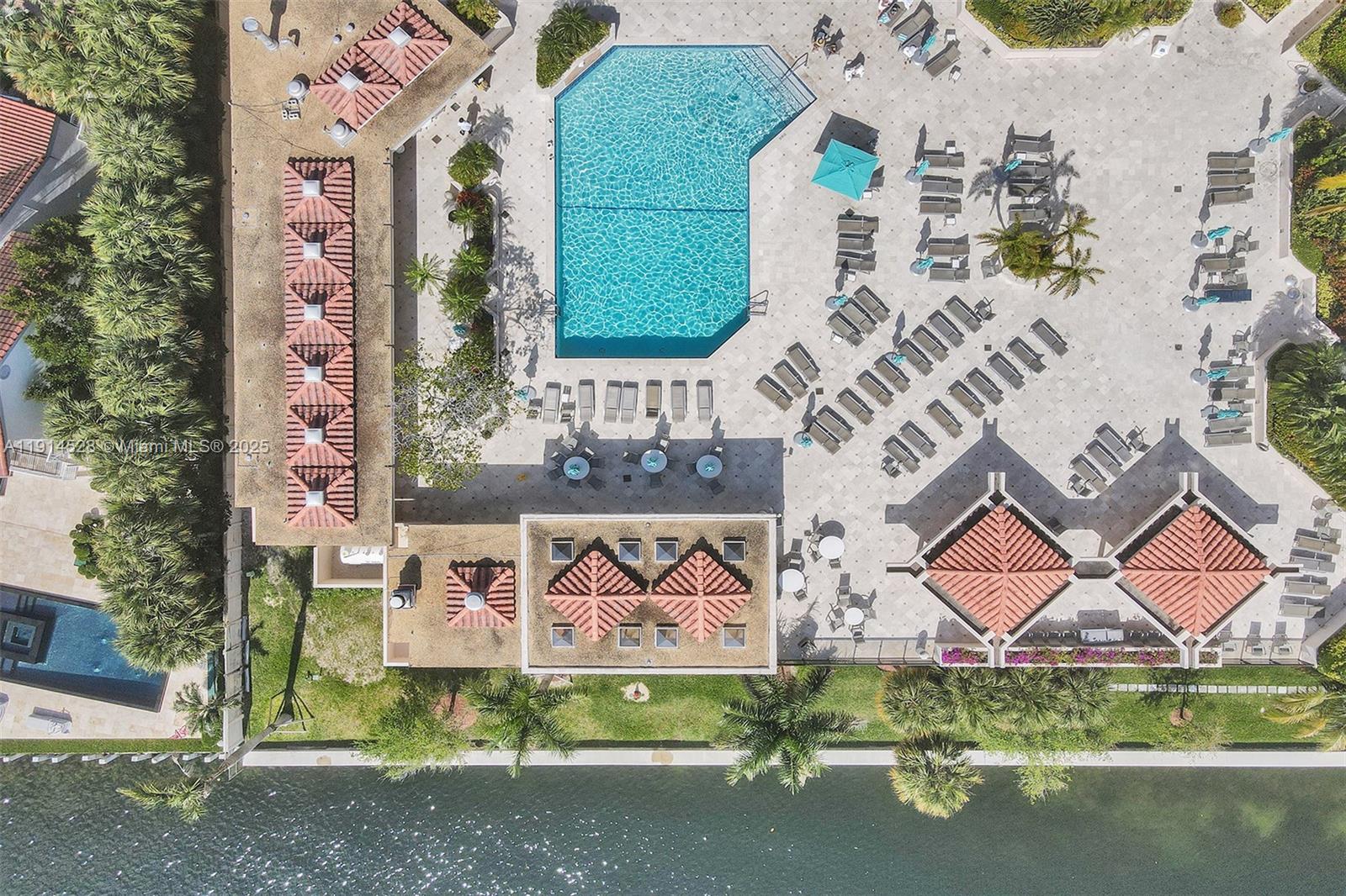 19667 Turnberry Way # 7B