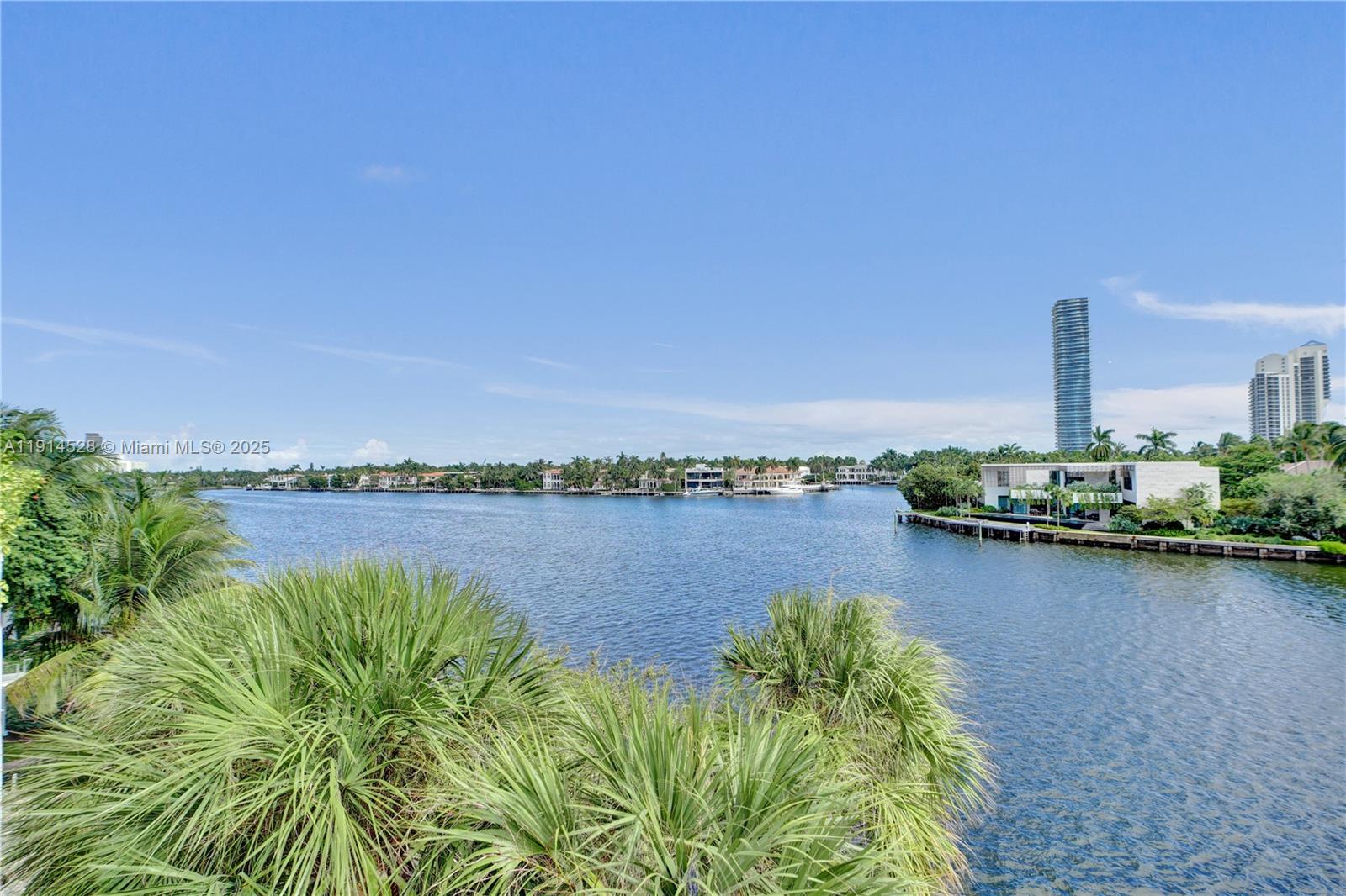 19667 Turnberry Way # 7B