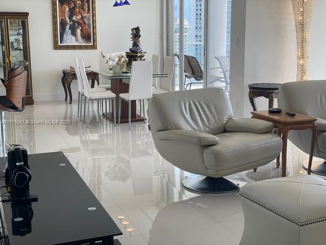 19707 W Turnberry Way # 26D