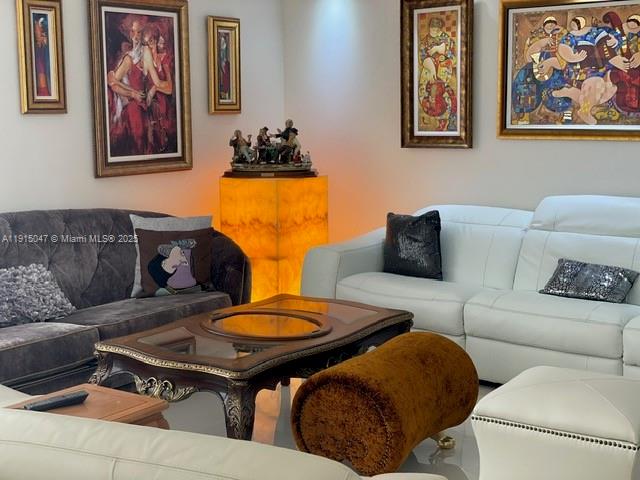 19707 W Turnberry Way # 26D