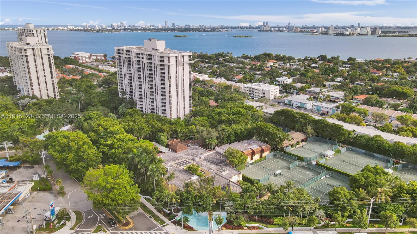 2000 Towerside Ter # 301