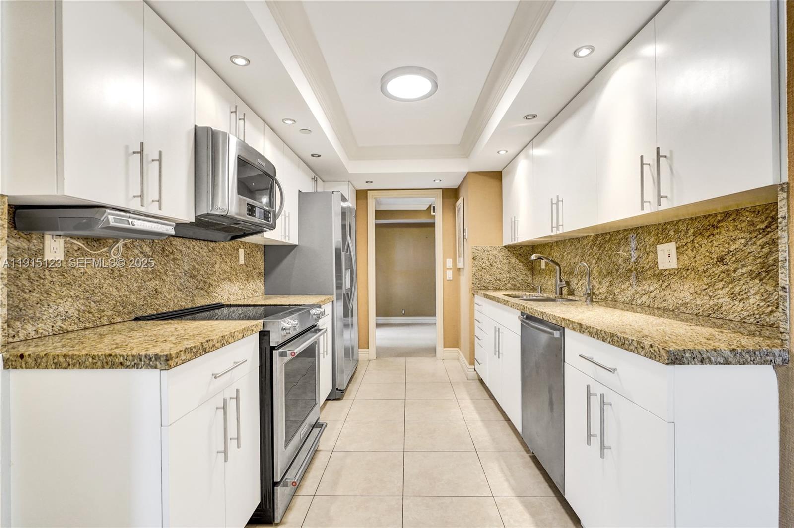 2000 Towerside Ter # 301