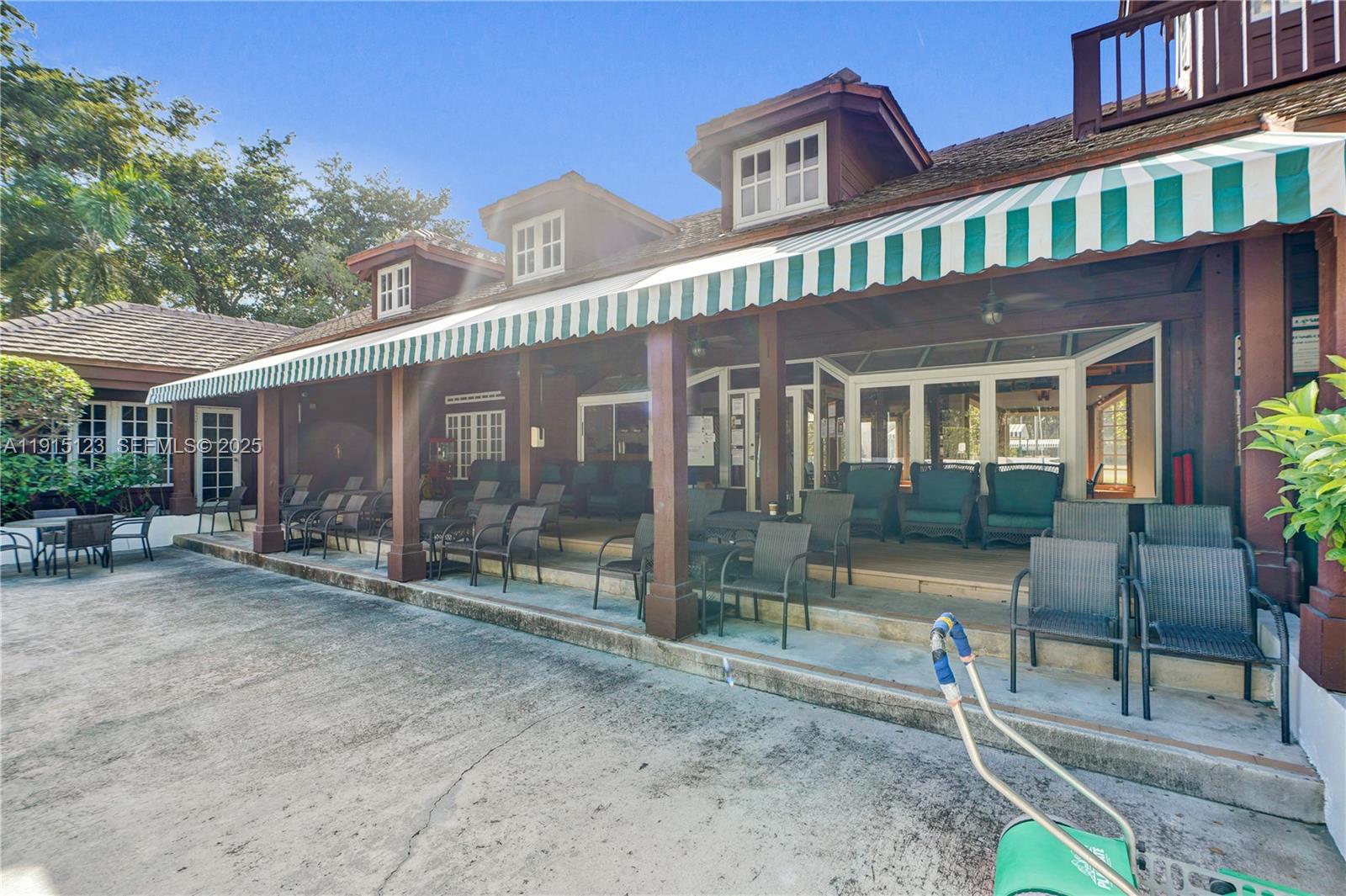 2000 Towerside Ter # 301