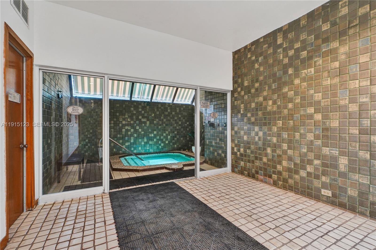 2000 Towerside Ter # 301