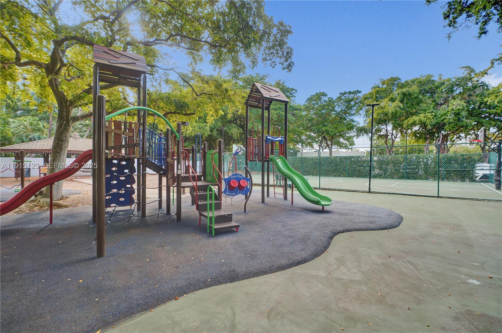 2000 Towerside Ter # 301