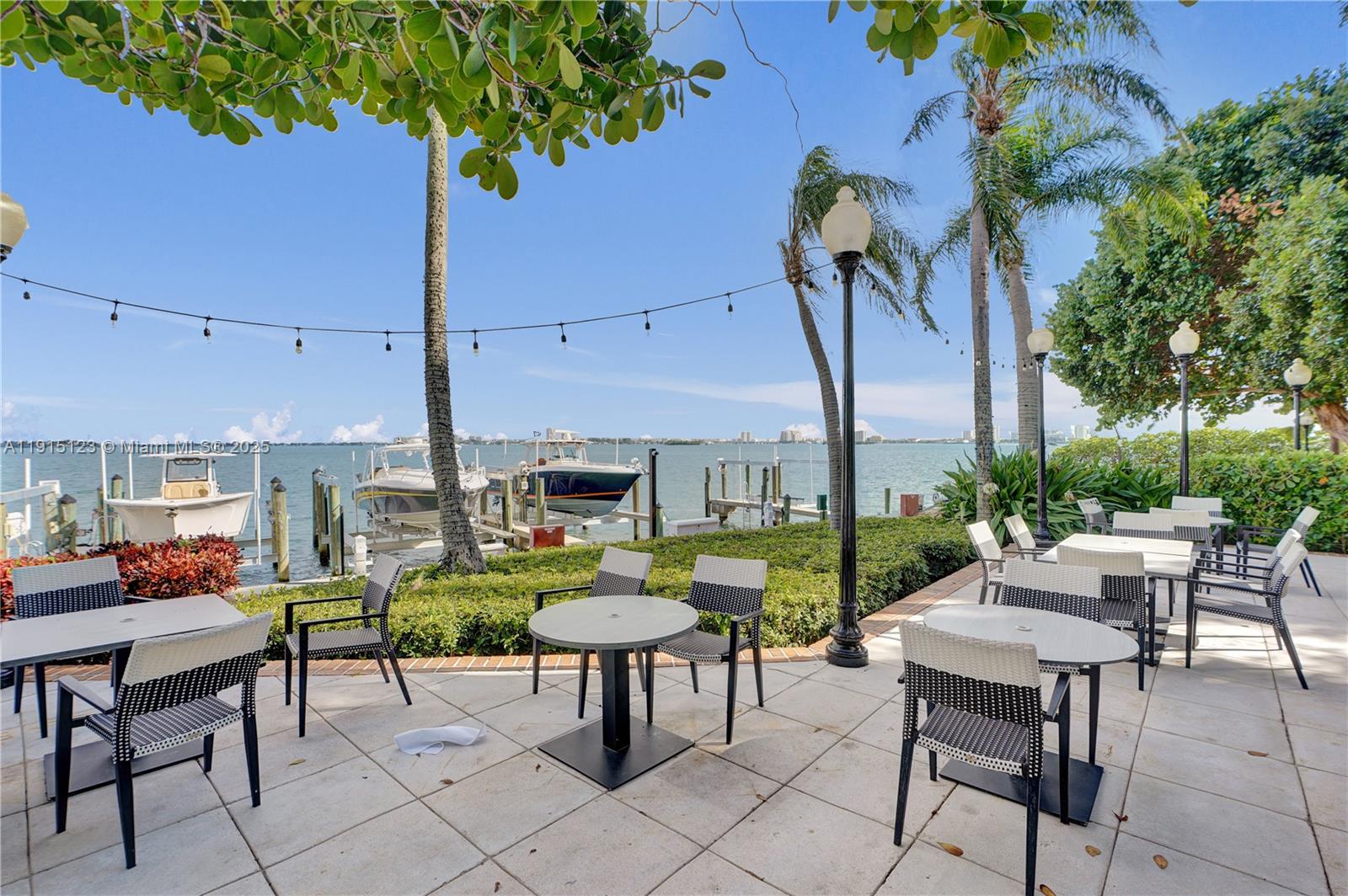 2000 Towerside Ter # 301