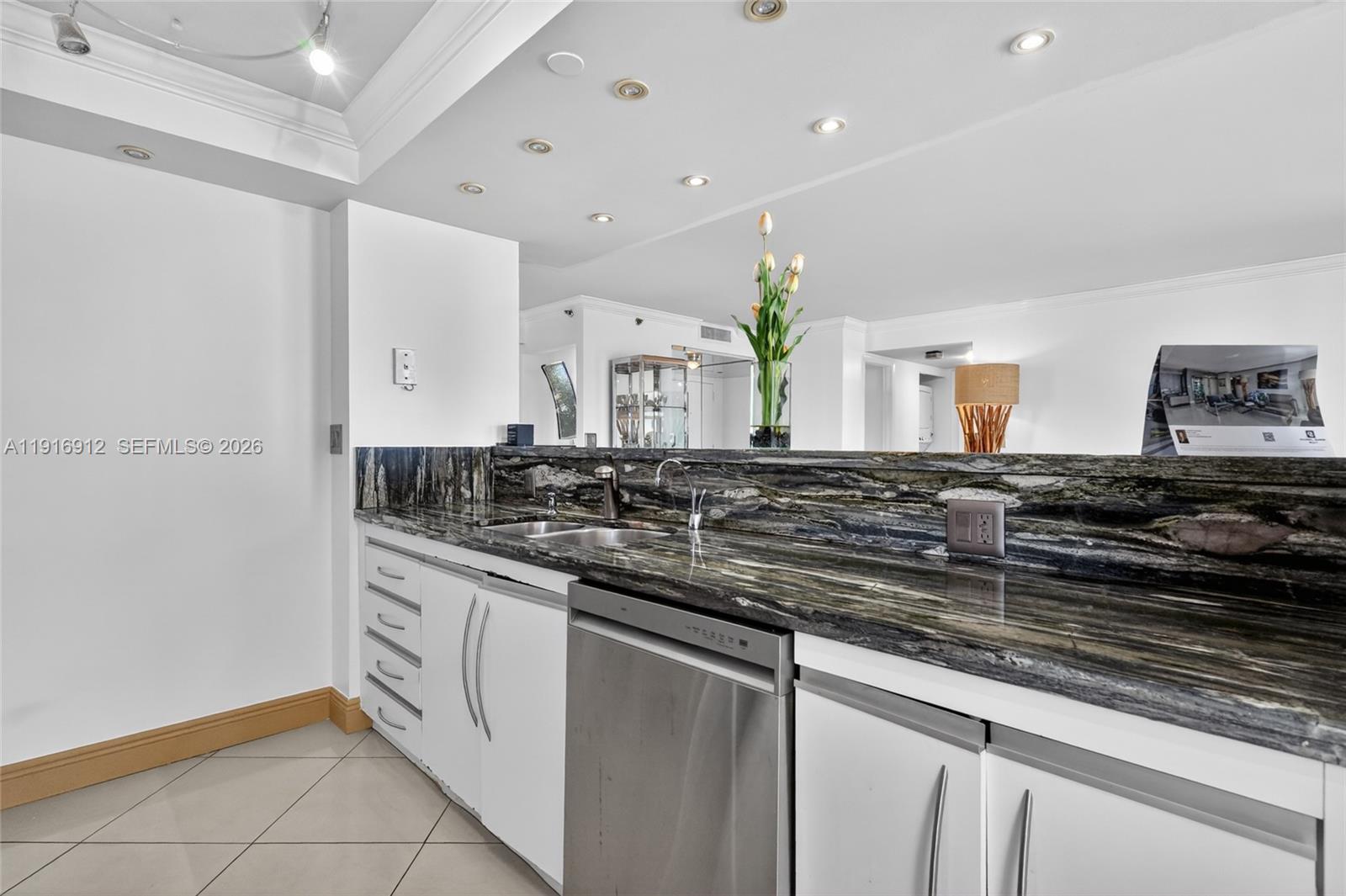 4000 Towerside Ter # 1612