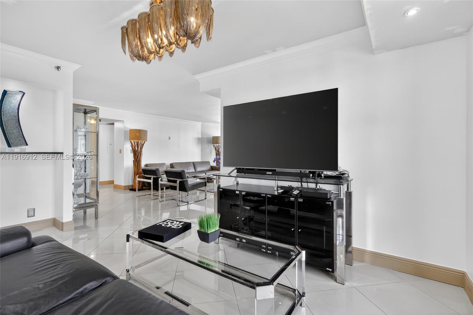 4000 Towerside Ter # 1612