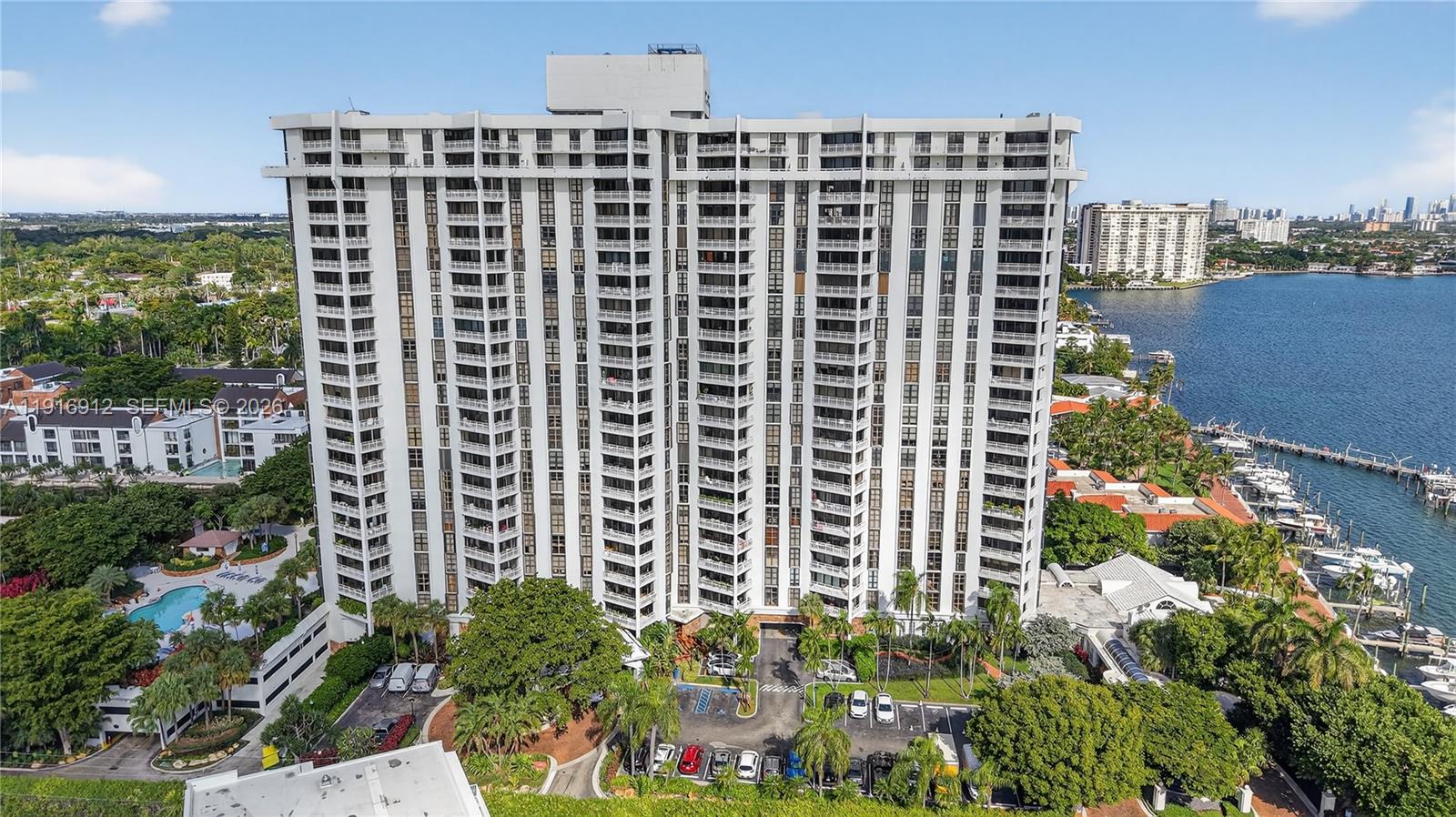4000 Towerside Ter # 1612