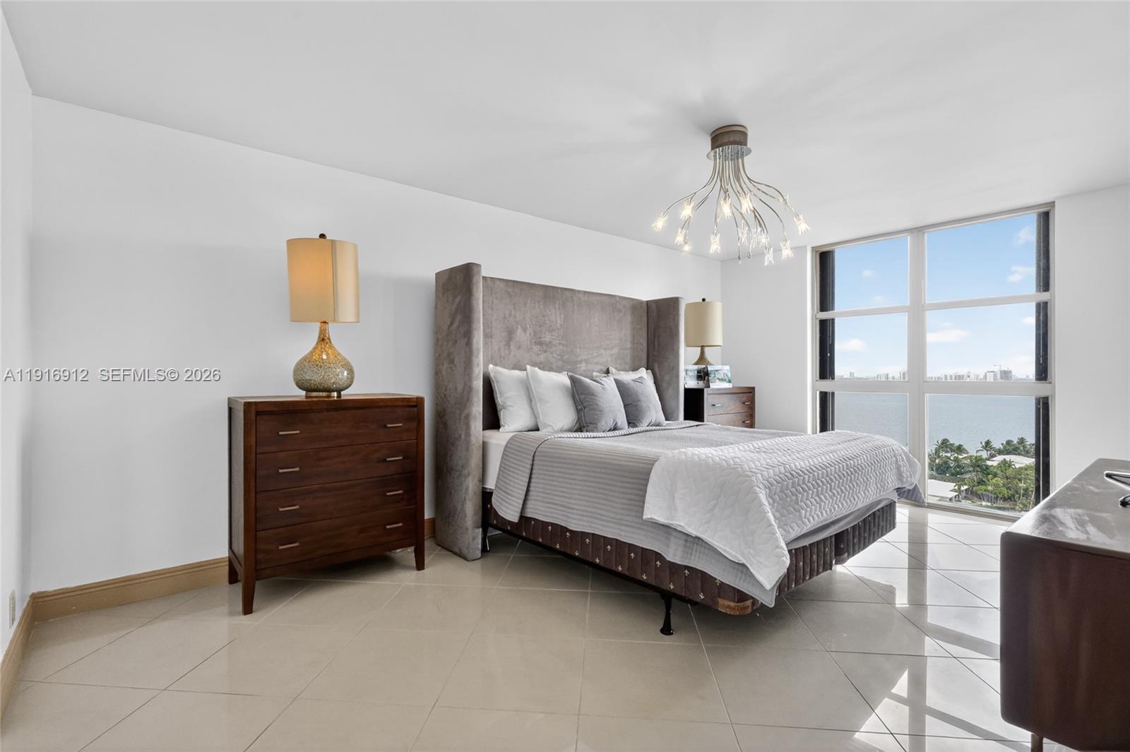4000 Towerside Ter # 1612