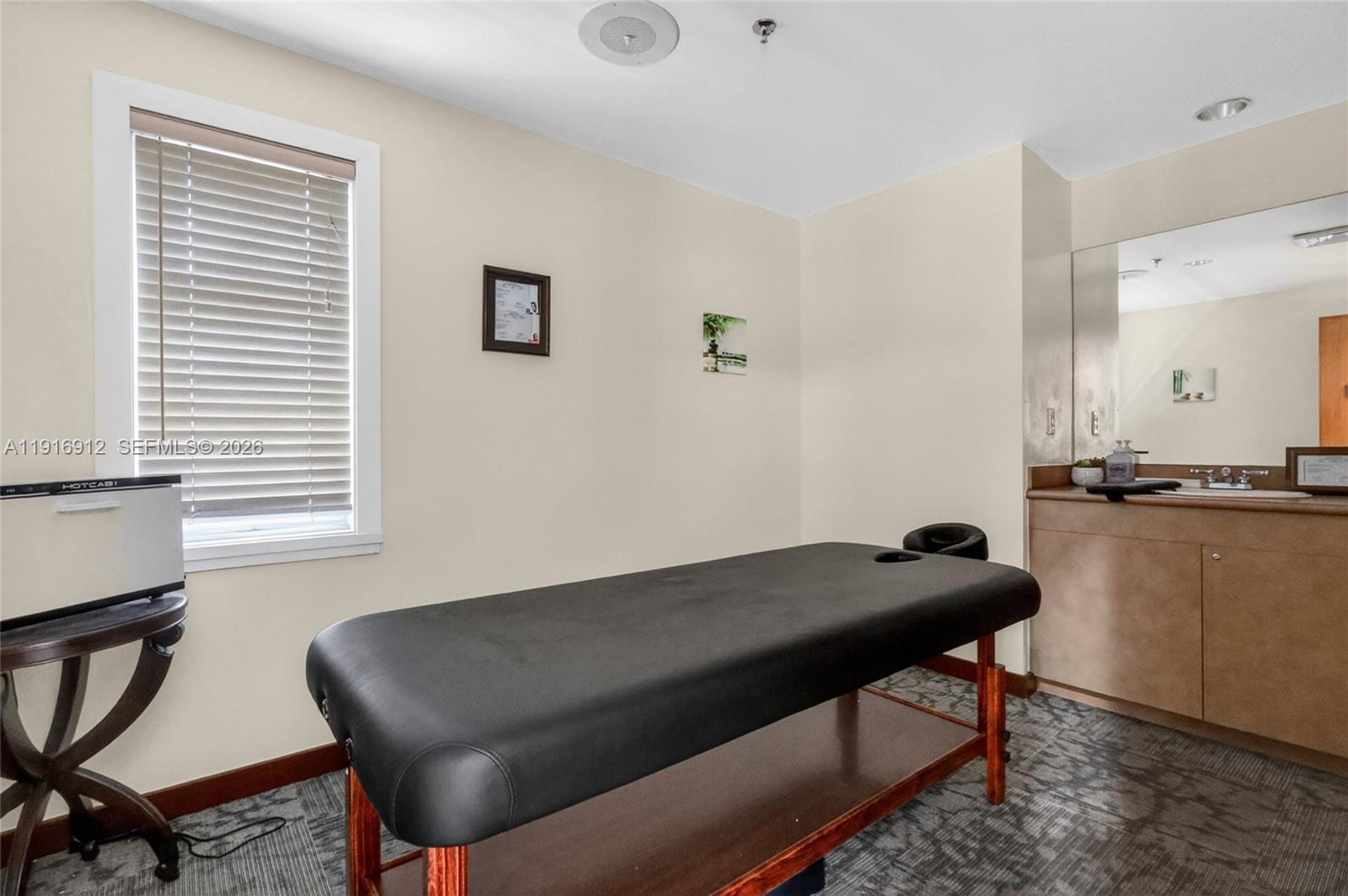 4000 Towerside Ter # 1612