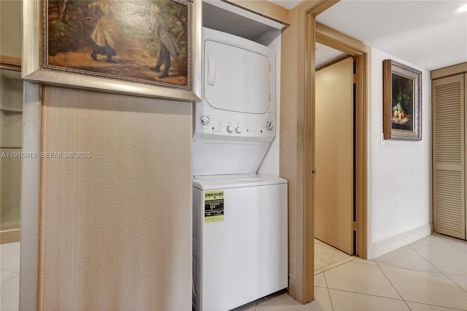 4000 Towerside Ter # 1612