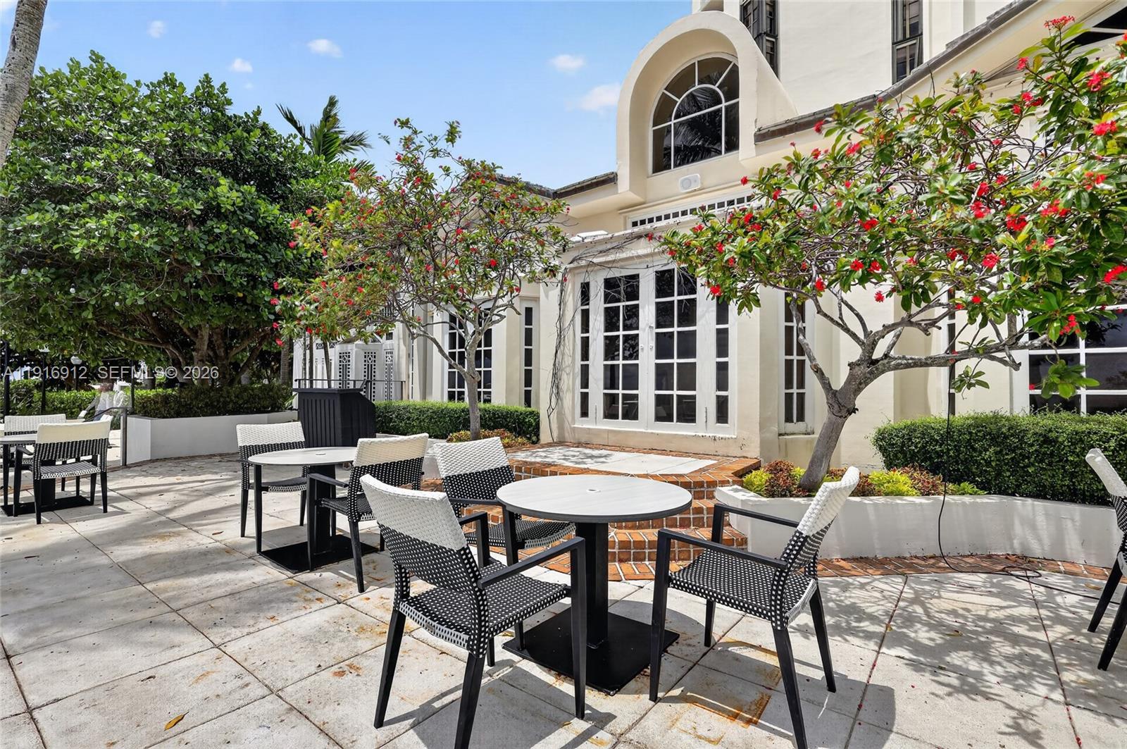 4000 Towerside Ter # 1612