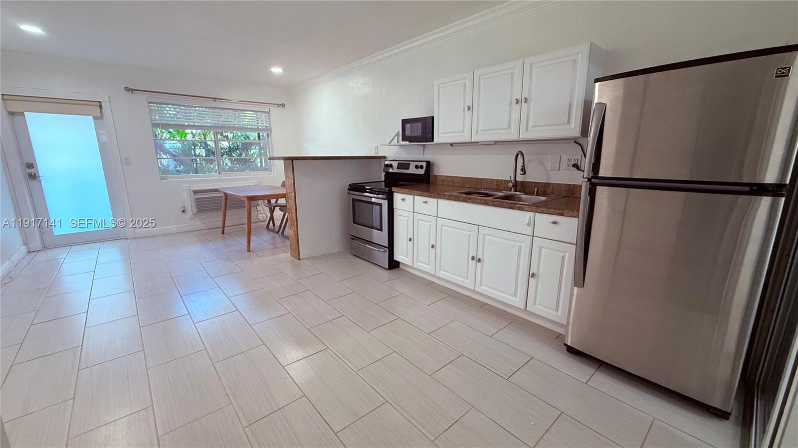 7315 Byron Ave # 8