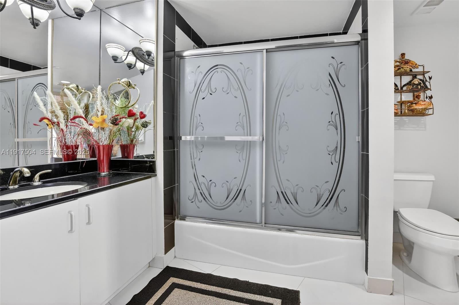 1000 W Island Blvd # 602