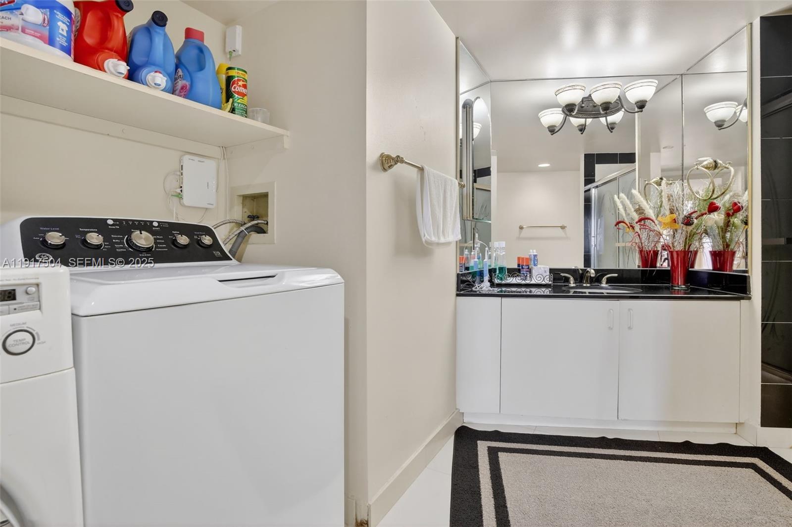 1000 W Island Blvd # 602