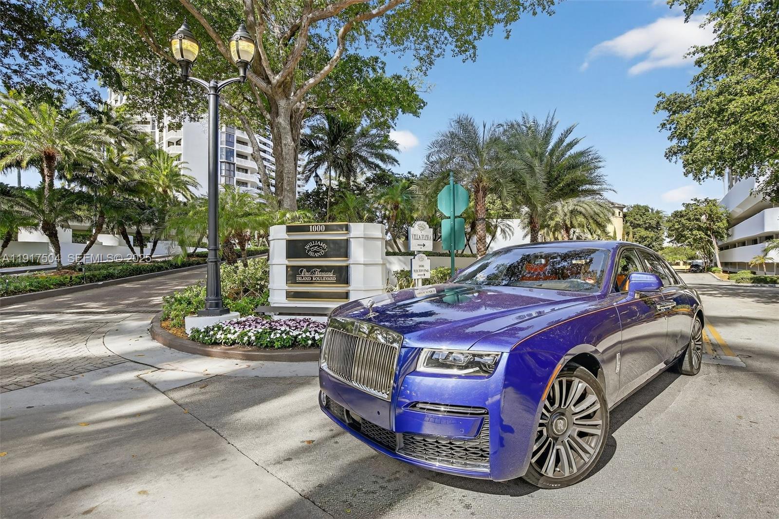 1000 W Island Blvd # 602