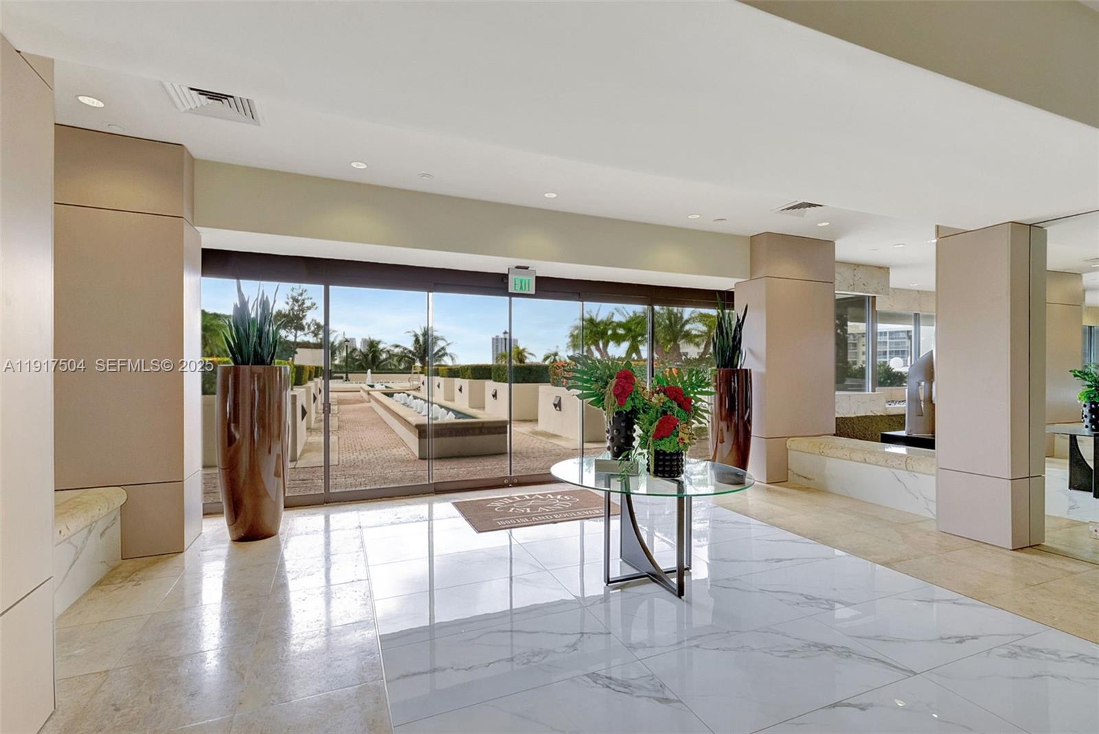 1000 W Island Blvd # 602