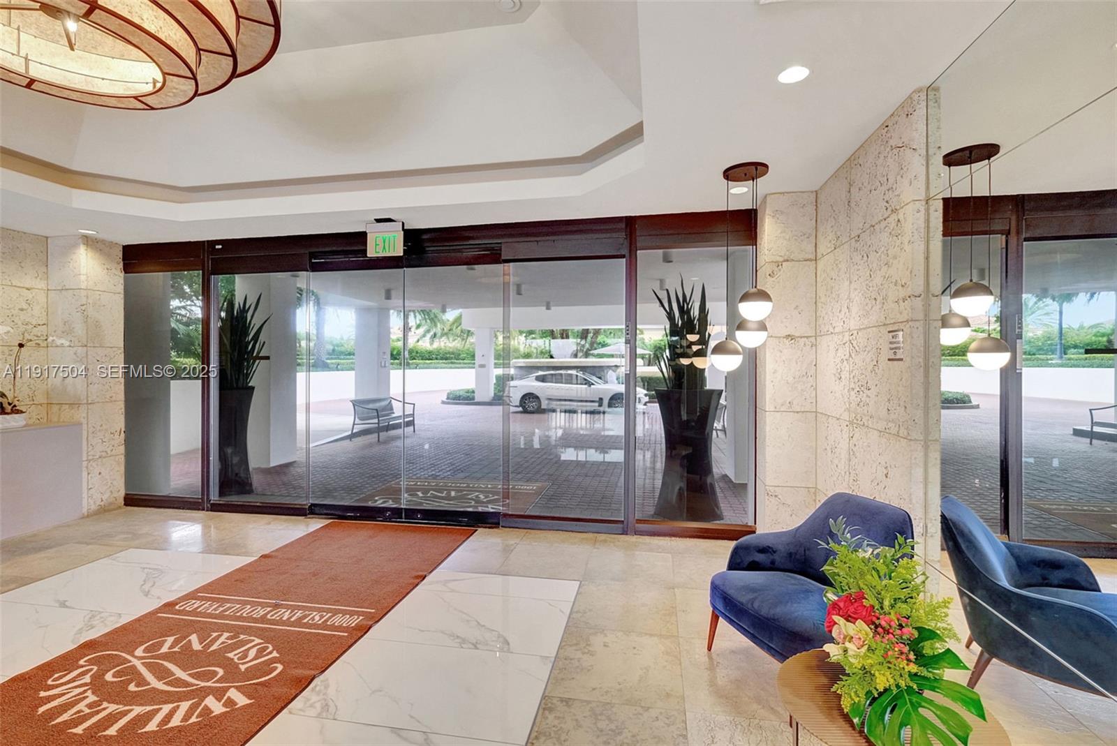 1000 W Island Blvd # 602
